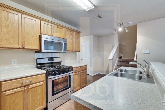 2311 Bluffstone Dr in Round Rock, TX - Building Photo - Building Photo