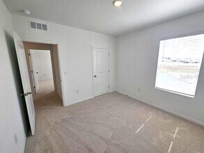 32955 Osprey Peak Wy in San Antonio, FL - Building Photo - Building Photo