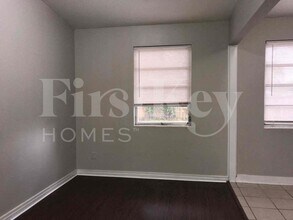 2706 Lorna Rd in Jacksonville, FL - Building Photo - Building Photo