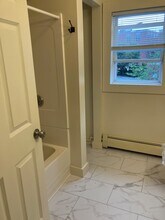 220 Albion St in Wakefield, MA - Building Photo - Building Photo
