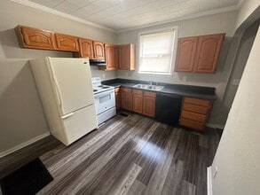 918 E Pearl St in Miamisburg, OH - Building Photo - Building Photo