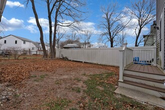 74 Charles St-Unit -B in Rochester, NH - Building Photo - Building Photo