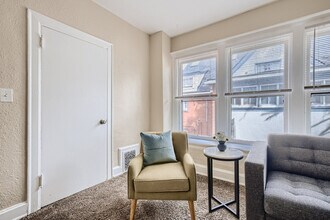 1073 N Downing St in Denver, CO - Building Photo - Building Photo