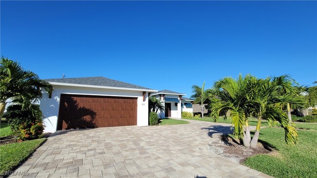 923 SW 36th Terrace in Cape Coral, FL - Building Photo - Building Photo