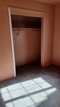 1137 Alberni St, Unit 1 in East Palo Alto, CA - Building Photo - Building Photo