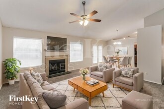 7818 Bordeaux Ln, Unit 018105 in Rowlett, TX - Foto de edificio - Building Photo