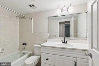 106 Harvest Ln in Phoenixville, PA - Building Photo - Building Photo