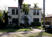 Palermo Isles Apartments in Miami, FL - Foto de edificio - Building Photo