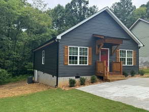 180 Drake Rd in Dalton, GA - Building Photo - Building Photo