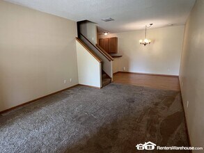 17058 Embers Ave in Farmington, MN - Building Photo - Building Photo