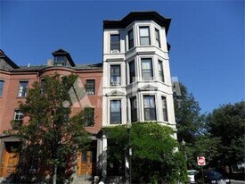 423 Shawmut Ave in Boston, MA - Building Photo