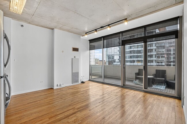 1720 S Michigan Ave, Unit 805 in Chicago, IL - Building Photo - Building Photo