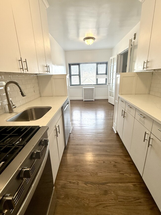 12 Oak Ave, Unit 1 in Tuckahoe, NY - Building Photo - Building Photo