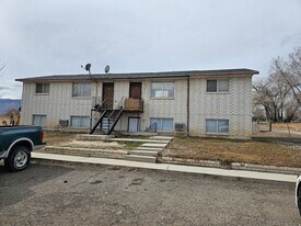 205 N 400 W in Ferron, UT - Building Photo