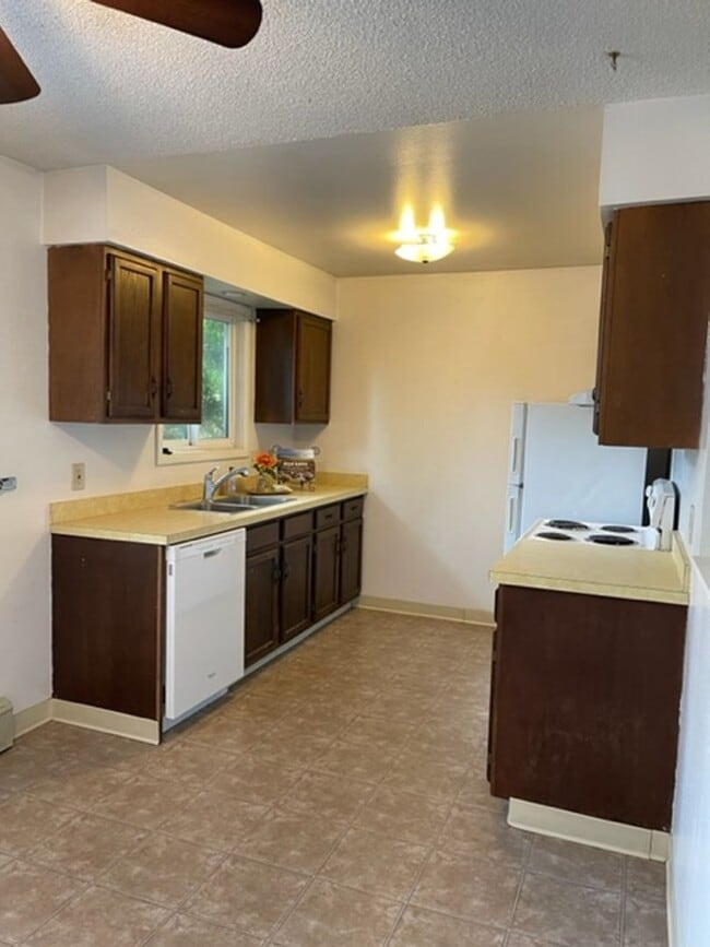 410 N 19th Ave in Bozeman, MT - Building Photo - Building Photo