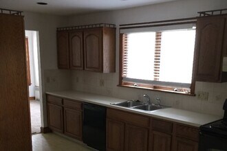 17 Norfolk Ave, Unit 17 in Swampscott, MA - Building Photo - Building Photo