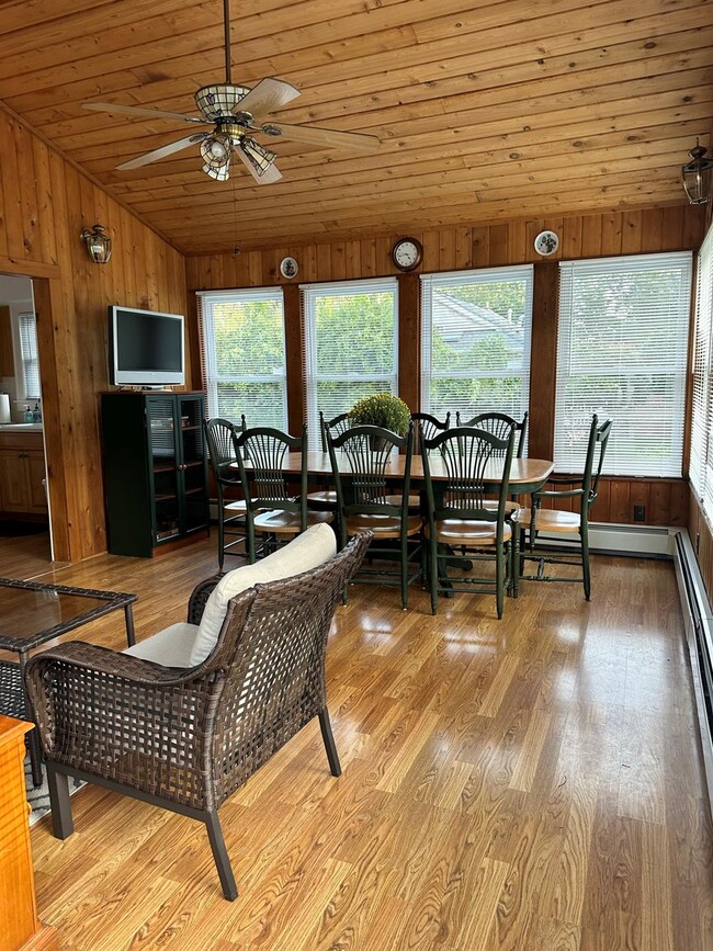 property at 25 Squiretown Rd