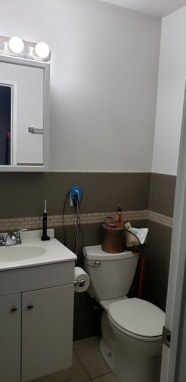 765 W Citrus Edge St in Glendora, CA - Building Photo - Building Photo