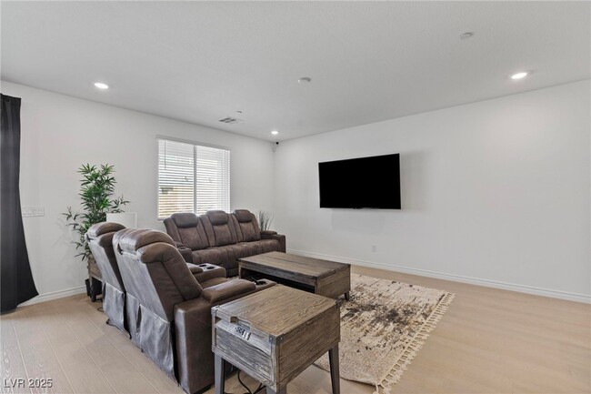 property at 3546 Luciana Gln Ave