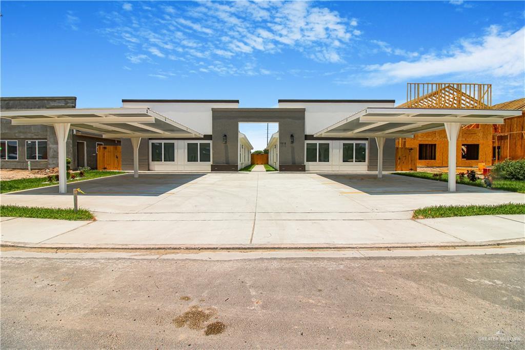 3518 S Dominique Dr in Pharr, TX - Building Photo