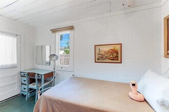 1604 58th St S, Unit E in Gulfport, FL - Building Photo - Building Photo