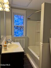 29 Menand Rd in Menands, NY - Building Photo - Building Photo