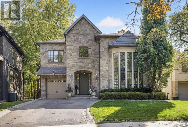 property at 44 Crossburn Dr