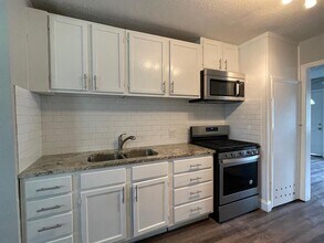1541 BriarCliff Rd in Dallas, TX - Building Photo - Building Photo