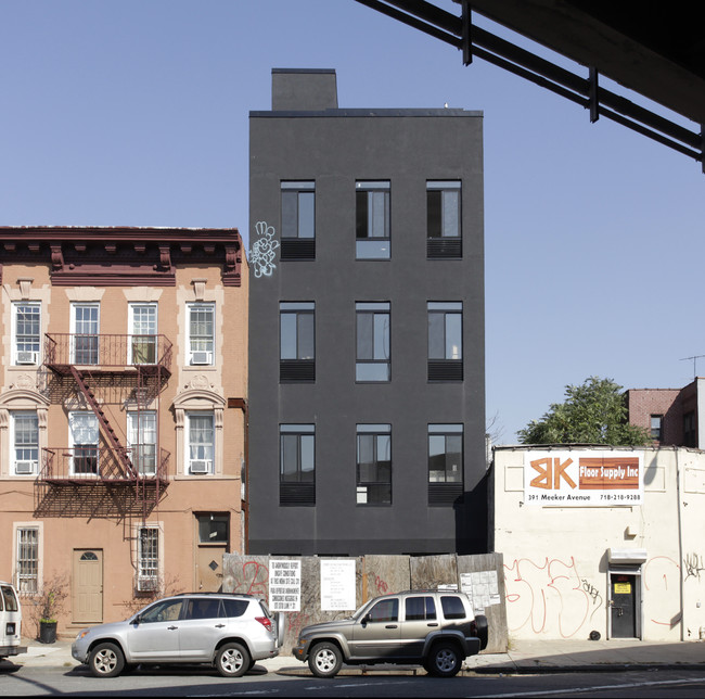 113 Richardson St in Brooklyn, NY - Building Photo - Building Photo