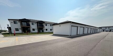 Lincoln Heights in Harrisburg, SD - Foto de edificio - Building Photo