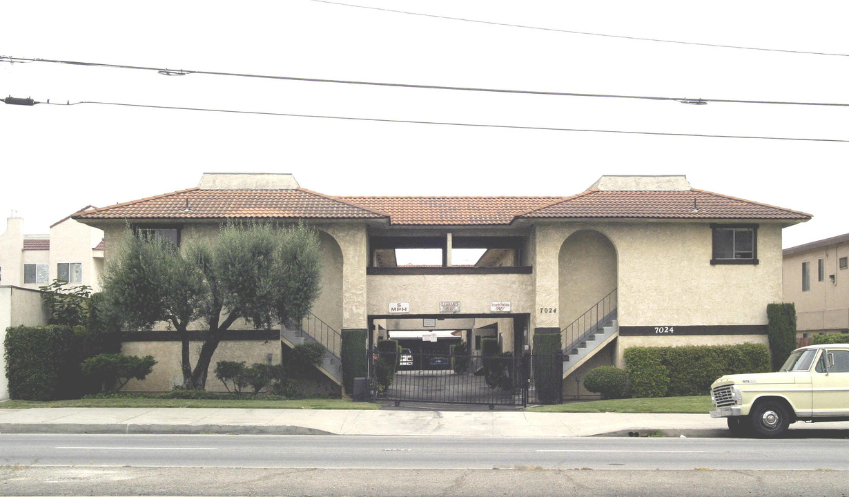 7024 N Rosemead Blvd in San Gabriel, CA - Building Photo