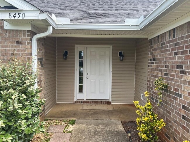 8450 N Kendall Ct in Mobile, AL - Building Photo - Building Photo