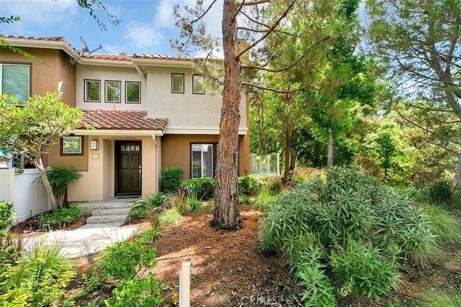 123 Valley View Terrace in Mission Viejo, CA - Building Photo - Building Photo