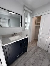 3823 Broadlawn Dr in Los Angeles, CA - Building Photo - Building Photo