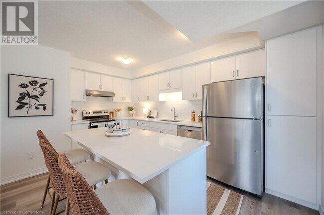 32 REVERIE Wy in Kitchener, ON - Building Photo - Building Photo