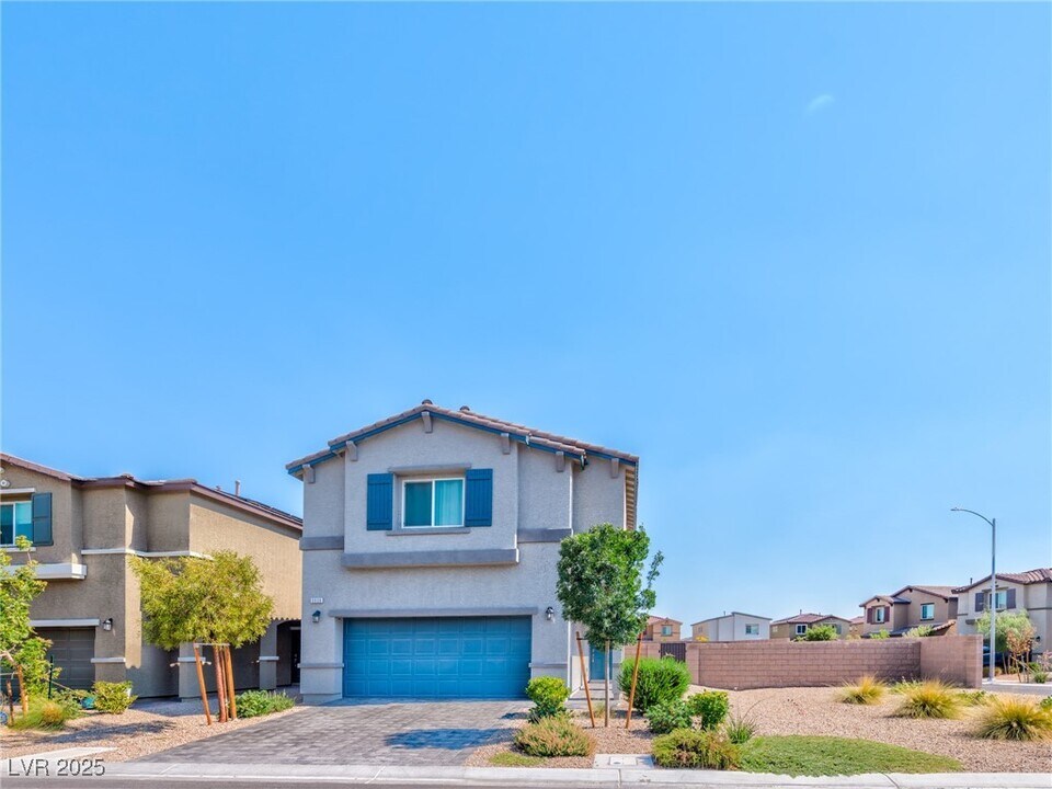 3939 Lambent Ave in North Las Vegas, NV - Building Photo