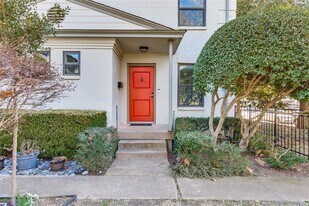 4924 Lahoma St in Dallas, TX - Building Photo