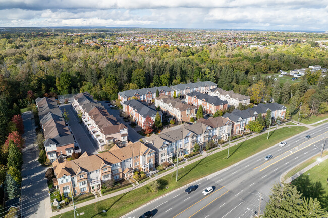 1850 Kingston Rd in Pickering, ON - Building Photo - Building Photo