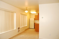 Sunset House Apartments photo'