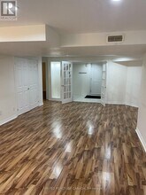 23 Bradgate Dr in Markham, ON - Building Photo - Building Photo