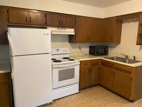 112 S Fayette St in Shippensburg, PA - Building Photo - Building Photo