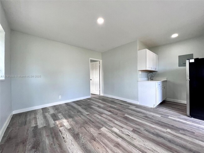 property at 2901 NW 18th St