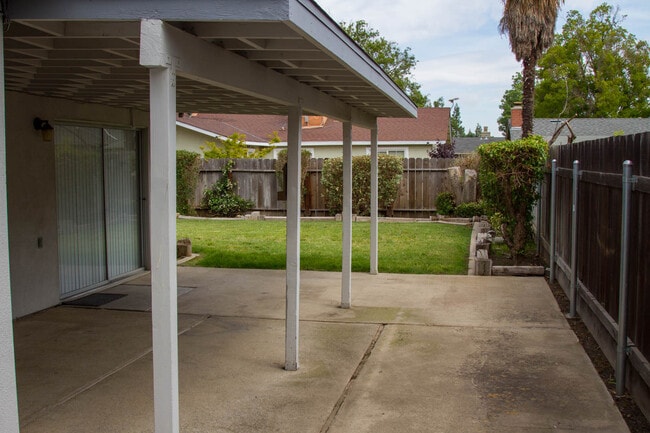 3113 Independence Way in Modesto, CA - Building Photo - Building Photo