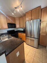 1413 E Abingdon Dr in Alexandria, VA - Building Photo - Building Photo