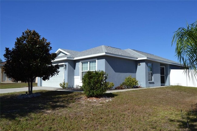 1071 Condor Dr in Haines City, FL - Building Photo - Building Photo