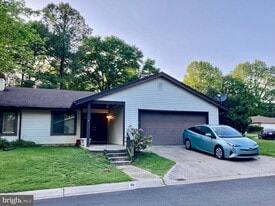 16 Aquarius Ct in Silver Spring, MD - Building Photo