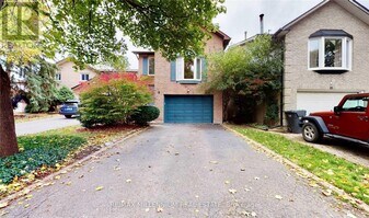 8 Dalzell Ave in Brampton, ON - Building Photo