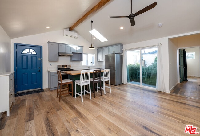 property at 6461 Whitman Ave