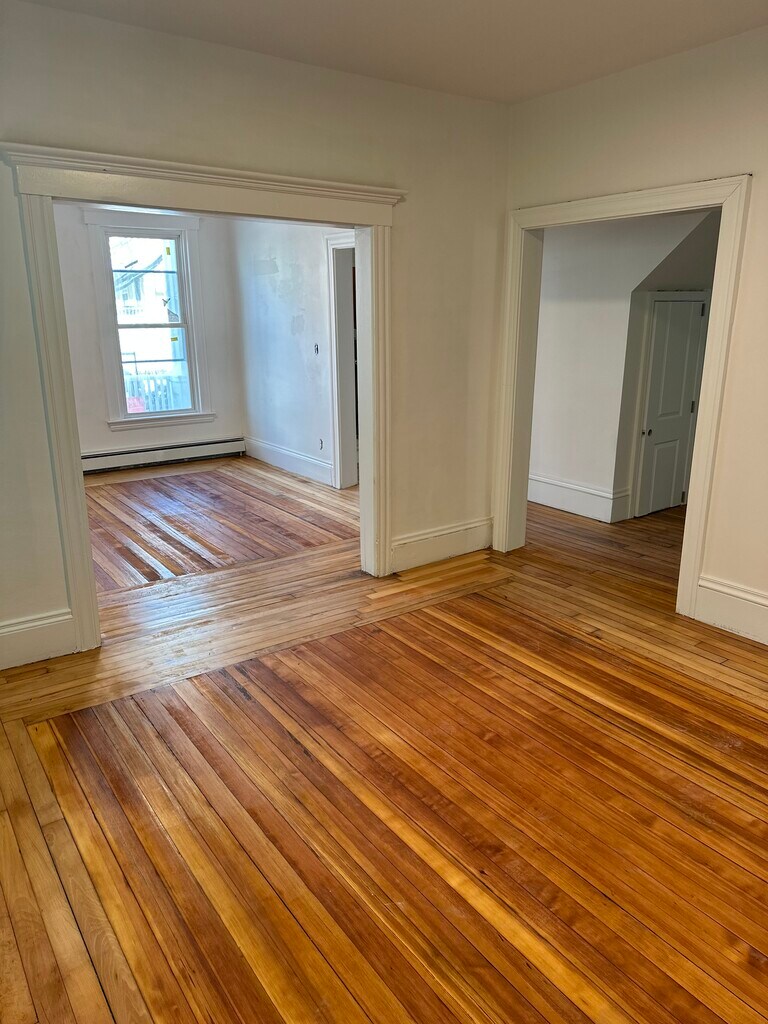 27 Hancock St Rentals in Salem, MA