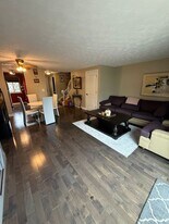 443 Lockhaven Ct in Mason, OH - Building Photo